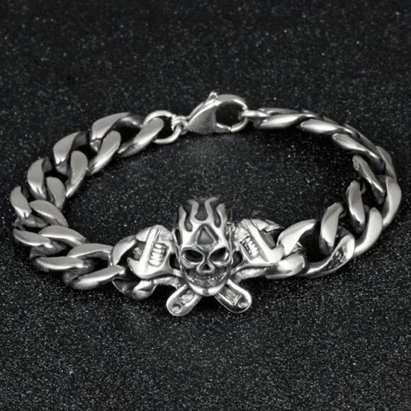 Minimalist Retro Gothic Stainless Steel Flamming Skull Bracelet - Picture 1 of 5